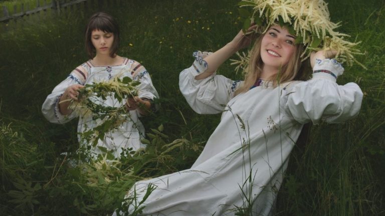 Ce nu este bine să faci de Sânziene sub nicio formă. E păcat mare. Toți credincioșii trebuie să știe