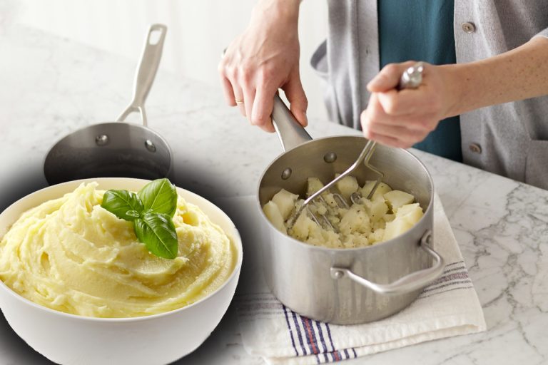 Ce să presari peste piure imediat ce îl iei de pe foc. Ingredientul care îi schimbă total gustul, iese savuros așa