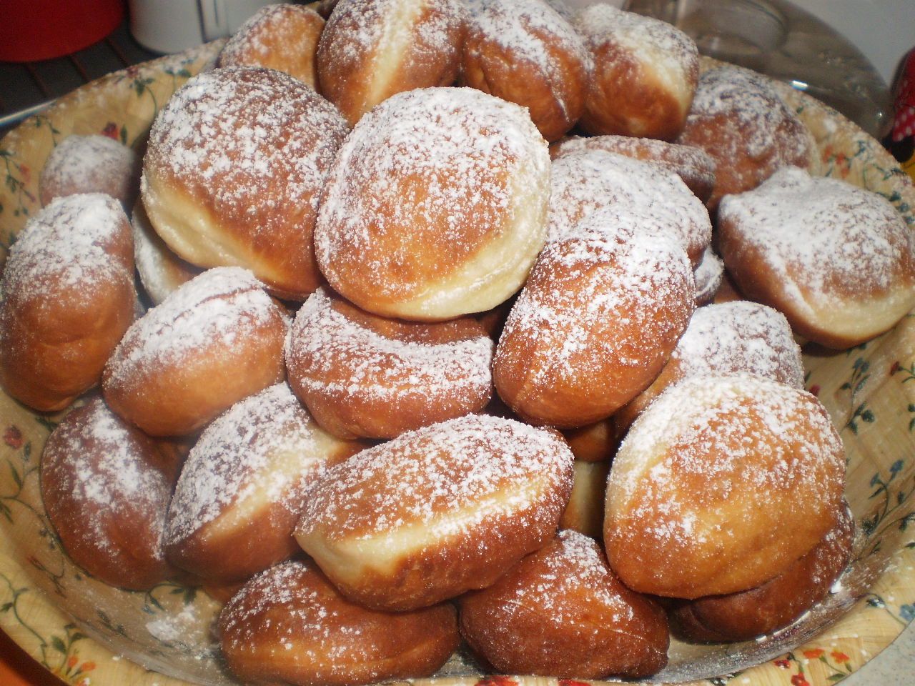 Ingredientul special de pus în aluatul gogoșilor