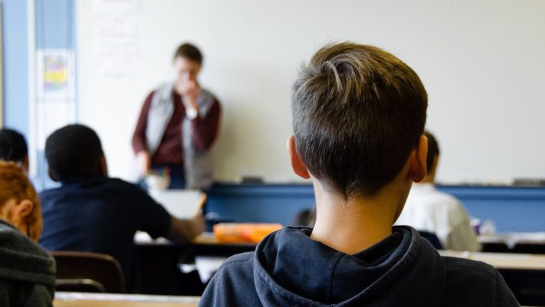 Cum se completează corect fișa de înscriere la liceu 2023. În ce ordine trebuie bifate opțiunile