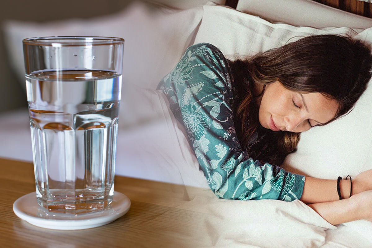 A lasat un pahar cu apa pe noptiera, peste noapte. Ce a descoperit dimineata a infricosat-o