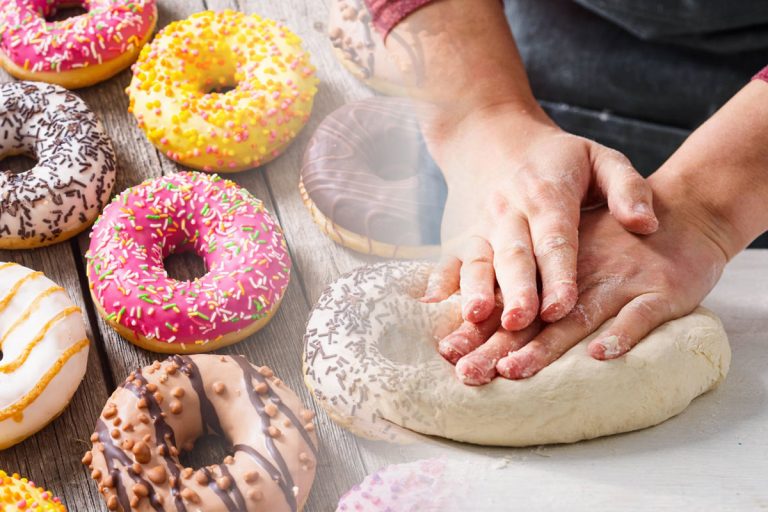 Așa gogoși nu ai mai mâncat niciodată. Ce trebuie să adaugi neapărat în aluat. Vor fi aromate și cu un gust unic, senzațional