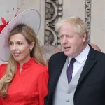 Boris Johnson si partenera sa