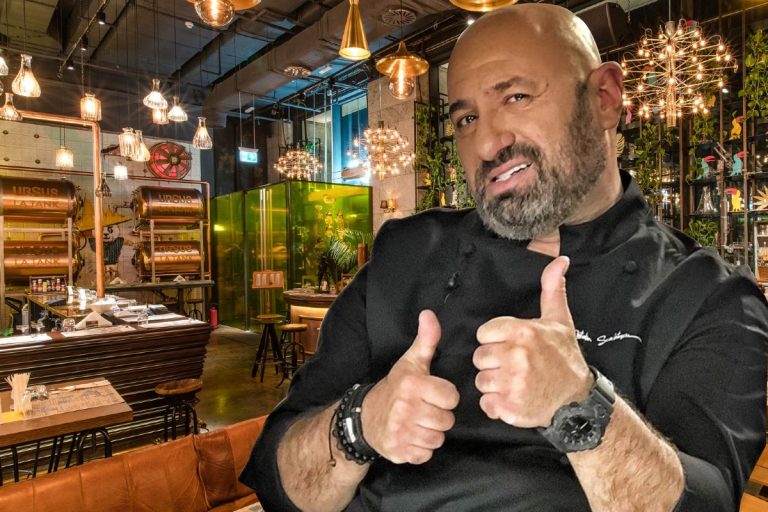 Cât costă o porție de cartofi prăjiți la restaurantul lui Cătălin Scărlătescu. Prețuri ireale, românii au răbufnit