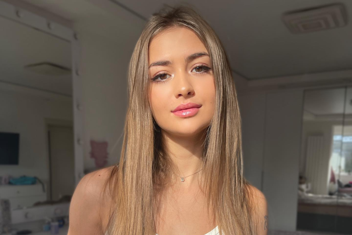 Cine este noul iubit al Iulianei Beregoi. Surpriza uriasa pentru fani, este fostul partener al unei cantarete celebre