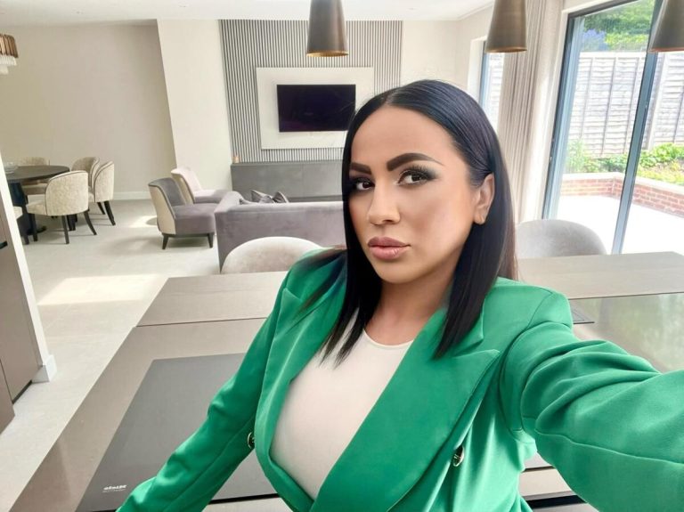 Cu ce se ocupă Rocsana Marcu în Dubai, de fapt. Câștigă bani frumoși din asta