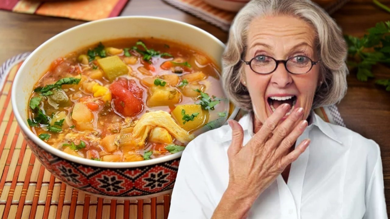 De ce sa adaugi o felie de mar in ciorba care fierbe. Efectul e fabulos, doar asa vei proceda