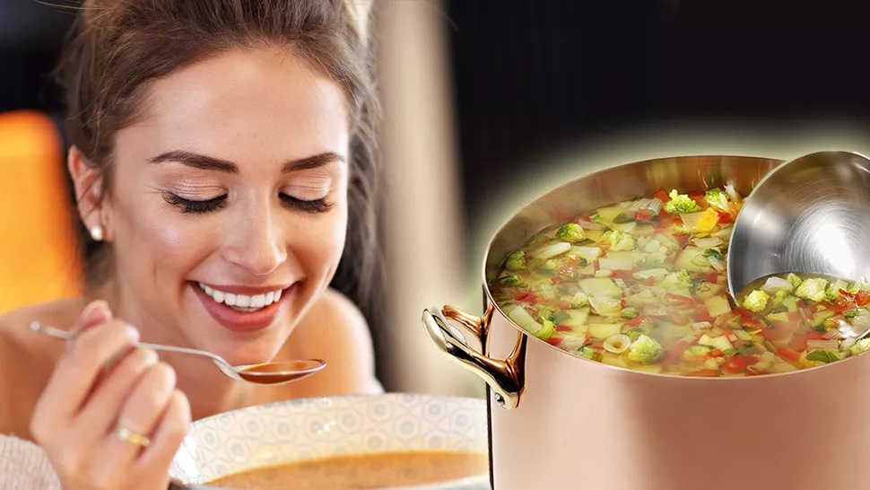 De ce sa presari scortisoara in ciorba. Trucul bucatarilor priceputi care te scapa de o mare problema