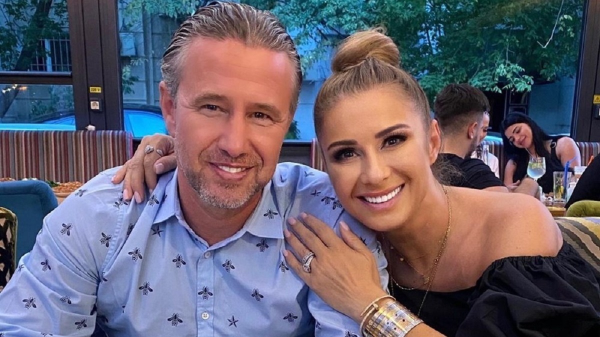 Este Laurentiu Reghecampf marea dragoste a Anamariei Prodan. Raspunsul te va surprinde Ce spune despre o eventuală impacare Probabil am fost suflete pereche VIDEO EXCLUSIV