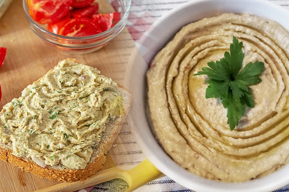 Ingredientul pe care să-l adaugi la final în salata de vinete