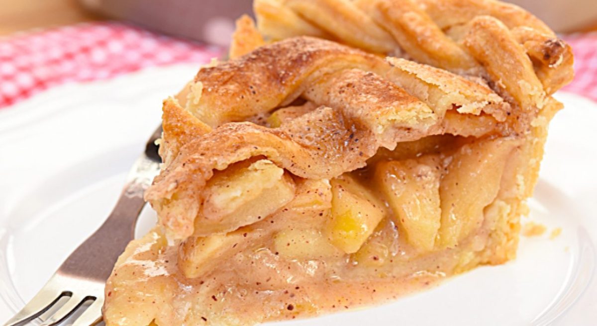 Plăcintă cu mere și nuci