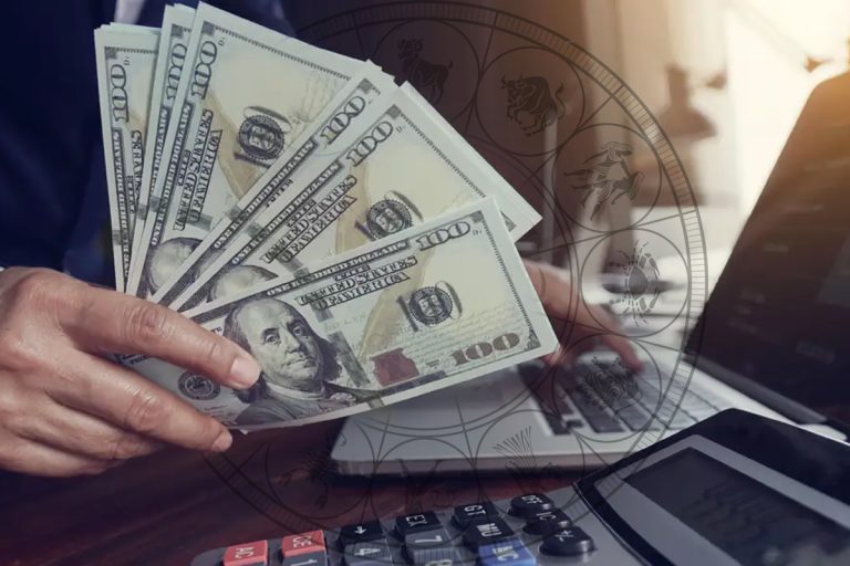 Zodia care dă lovitura în a doua jumătate a anului 2023. Câștigă o grămadă de bani, norocul îi surâde din plin