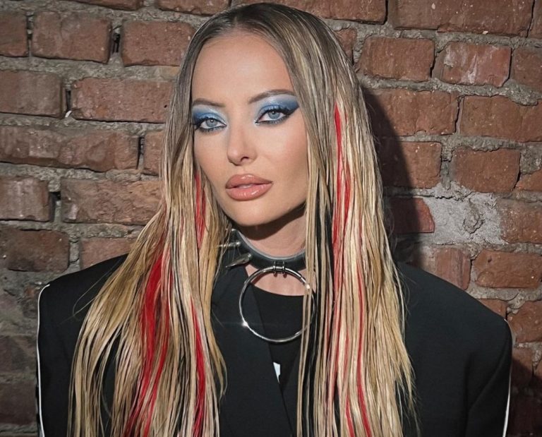 Delia, apariție senzuală pe internet. Ipostaza care a încins imaginația bărbaților: „Tremură toată România”