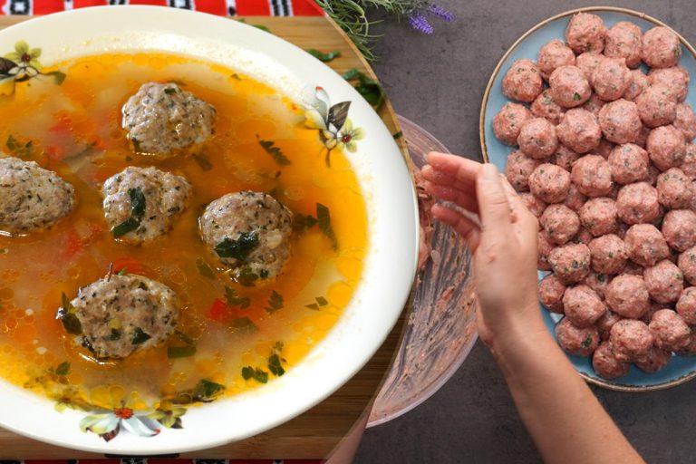 Ce să adaugi în carnea tocată pentru ciorba de perișoare. Așa se vor topi în gură