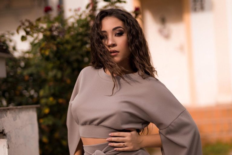 Ce soră superbă are Nicole Cherry. Ce diferență de vârstă este între cele două și de ce nu se afișează împreună