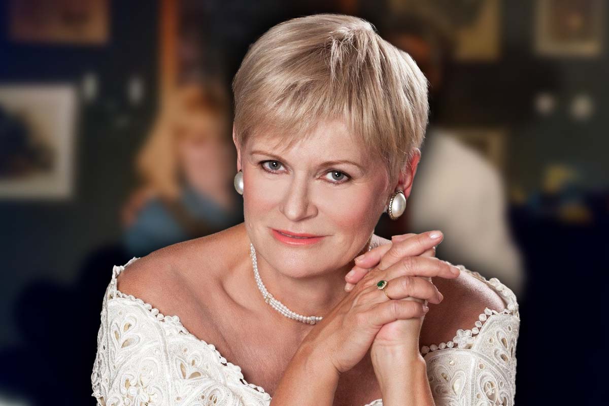 Ce tine Monica Tatoiu in palatul sau cu 9 dormitoare. Nu o sa-ti vina sa crezi