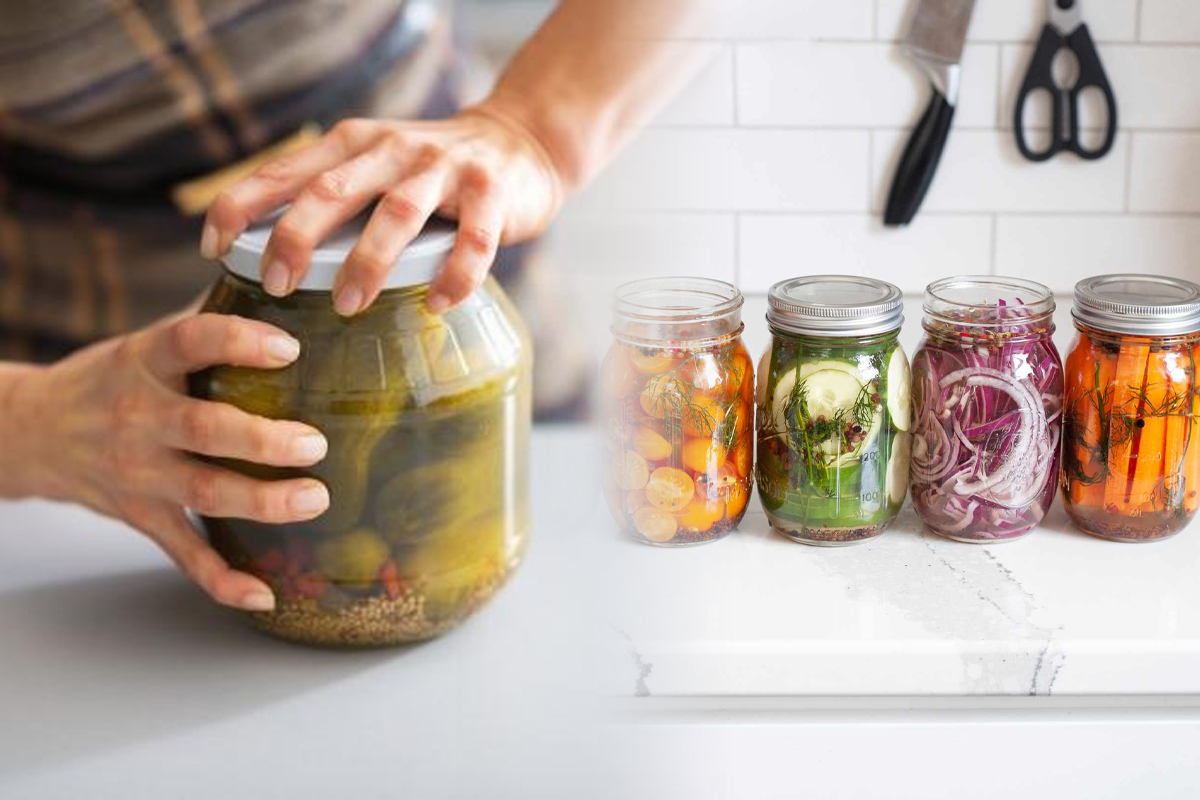 Cum sa desfaci usor borcanele cu muraturi. Nu iti trebuie cutit, e cea mai simpla metoda