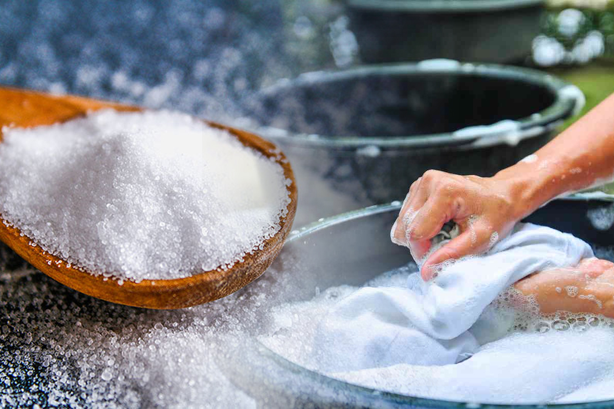 De ce să îți pui hainele în apă cu sare