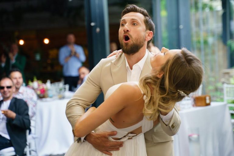 Gabriela Prisăcariu, dezvăluiri surpriză despre nunta cu Dani Oțil. Singurul regret pe care îl are: “Sper să nu se întâmple asta!” VIDEO EXCLUSIV