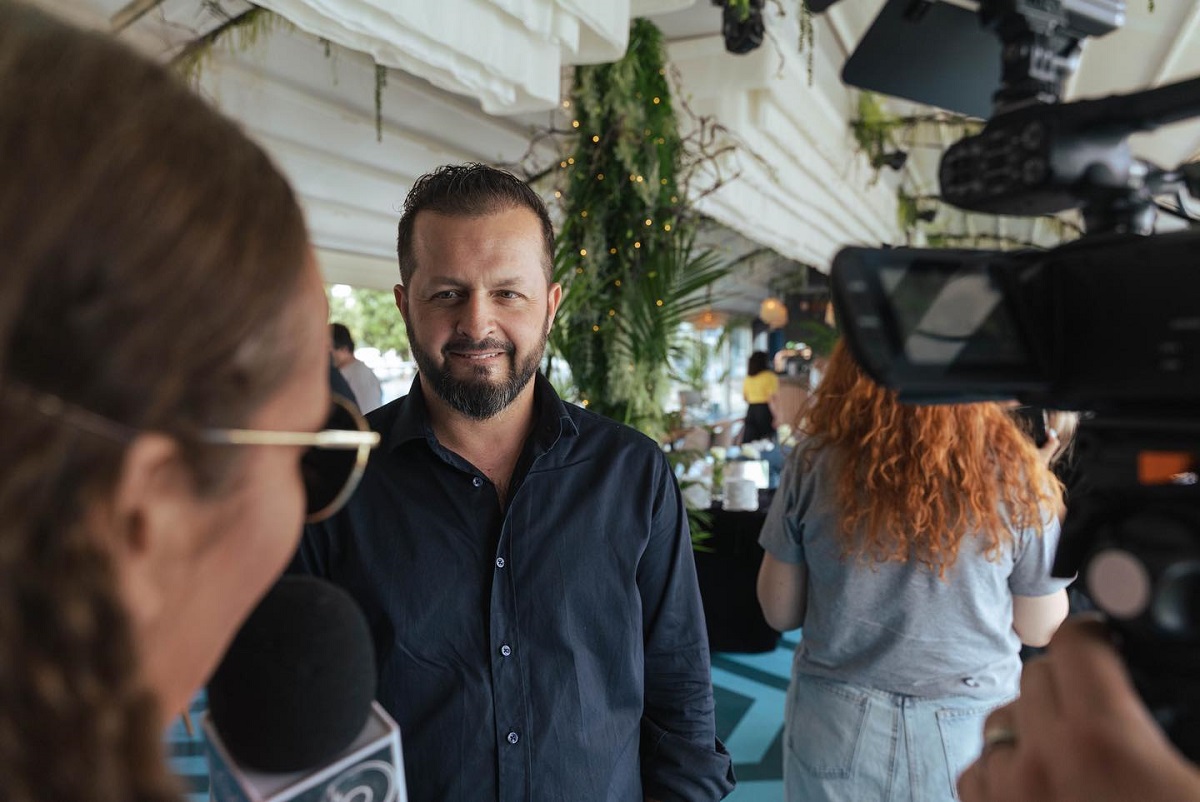 Legatura nestiuta dintre Razvan Oprea si Ilona Brezoianu Ma bucur ca a insemnat ceva pentru ea VIDEO EXCLUSIV