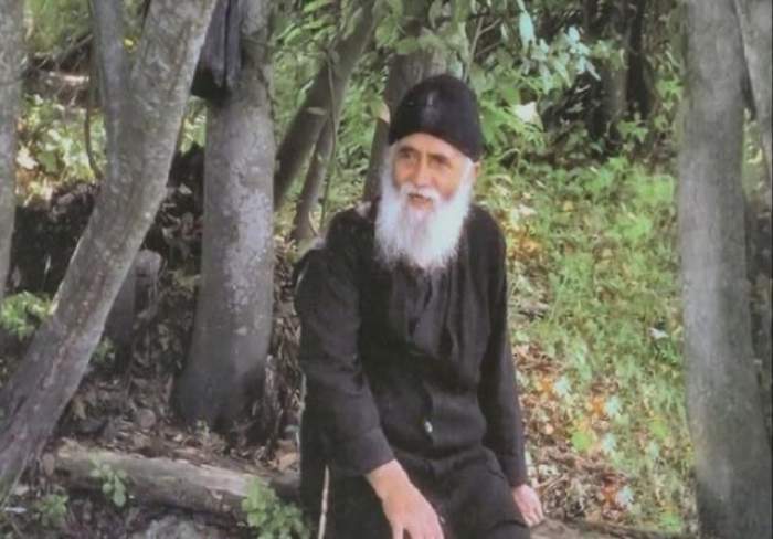 Profetia tulburatoare lasata de parintele Paisie Aghioritul pentru Romania. Ce a prezis inainte sa moara zdruncina lumea din temelii