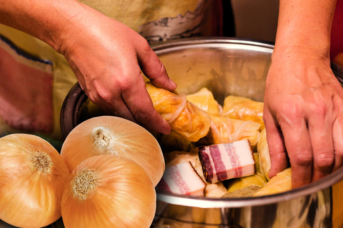 Ce să faci neapărat cu ceapa înainte de a o pune la sarmale. Așa vor avea gustul de la țară