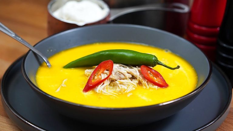 Cum faci cea mai bună ciorbă rădăuțeană. Rețeta care te va cuceri pe loc