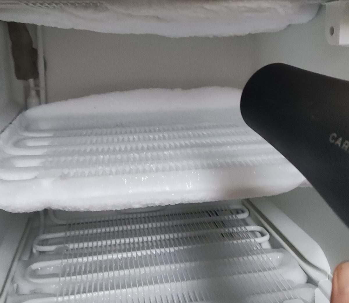 Dezghețarea rapidă a congelatorului