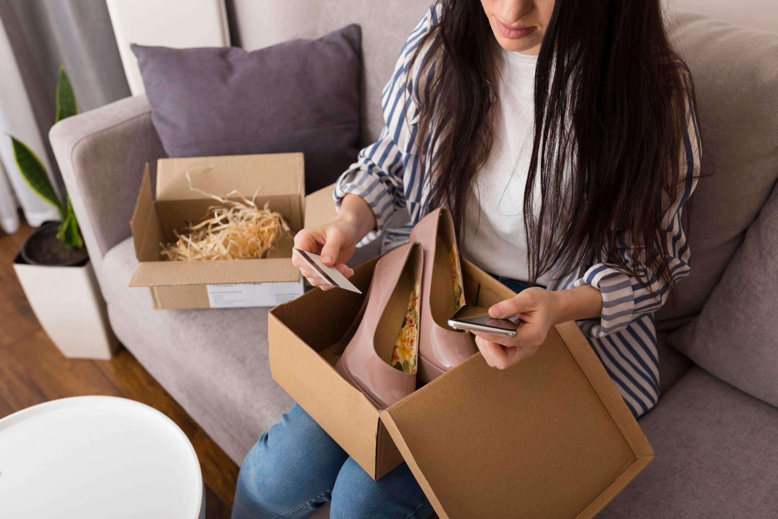 Nu mai arunca la gunoi cutiile de pantofi. 12 moduri extraordinare prin care le poți utiliza în casă și grădină