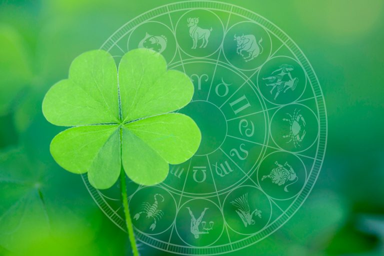 Zodia care are noroc cu carul în octombrie 2023. Nativii au parte din plin de belșug, succes în dragoste și la bani