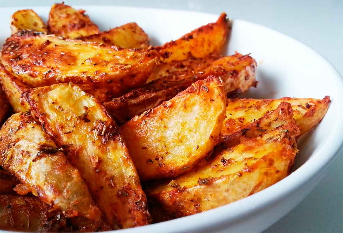 Cartofi wedges ca la fast food