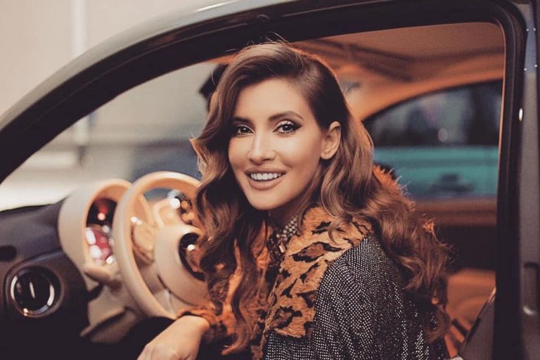 Cât cântărește și ce înălțime are Iulia Albu, de fapt. Motivul pentru care avea fața umflată la America Express 2023, ce i s-a întâmplat