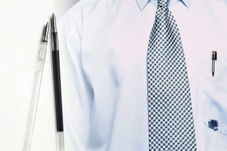 Cum poți să cureți chiar și cele mai dificile pete de pix și carioci de pe haine. 3 trucuri banale cu rezultate imediate