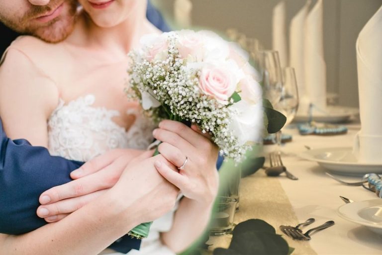 Motivul pentru care se spune ”bună dimineața” la nuntă. Obiceiul bizar pe care milioane de români nu-l știau