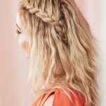 X coafuri pentru parul ondulat care vor face furori 1