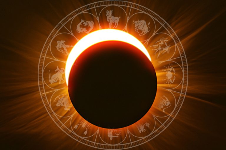 Zodiile cele mai afectate de Eclipsa parțială de Lună de pe 28 octombrie 2023. Cine suferă în dragoste, trădări și situații neobișnuite