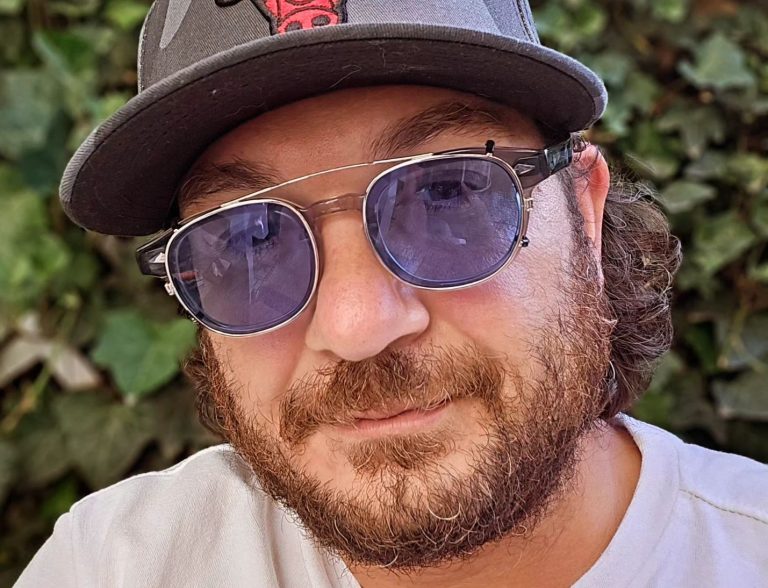 Florin Dumitrescu, apel disperat pe Facebook. Prin ce trece acesta, după plecarea de la Chefi la Cuțite. Fanii au încercat imediat să-l ajute