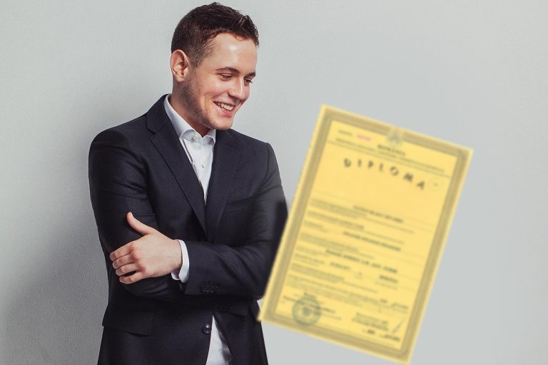 Ce studii are Aris Eram, fiul Andreei Esca. Concurentul de la America Express 2023 studiază în Barcelona