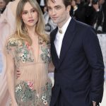 Cine este Suki Waterhouse, iubita lui Robert Pattinson. Actorul din "Twilight" și aleasa lui vor deveni părinți