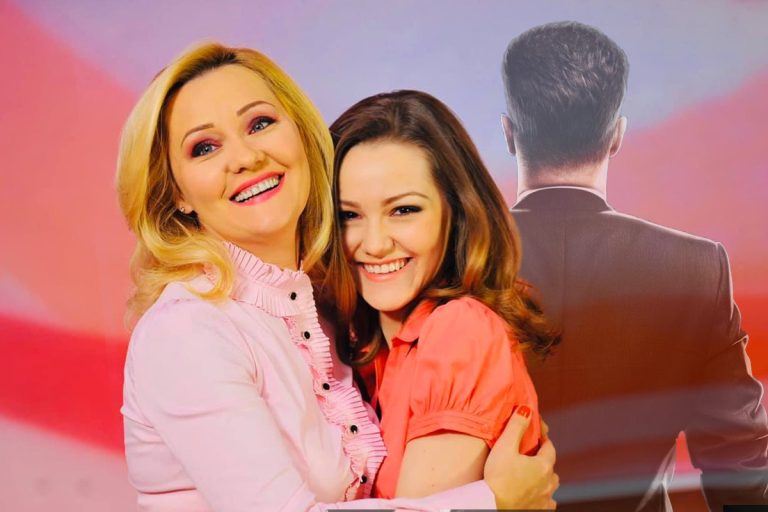 Cine este, de fapt, tatăl Oanei Lasconi. Motivul dureros care a făcut-o pe Elena Lasconi să divorțeze după 4 ani de căsnicie