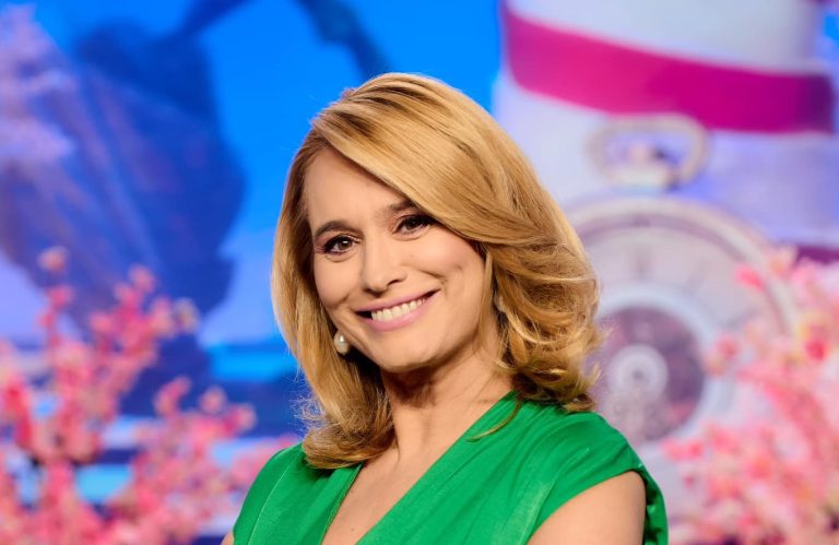 Cum arată tatăl Andreei Esca, la 85 de ani. Imagini de colecție cu vedeta Pro TV și părintele său