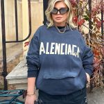 Loredana Groza, ședință foto pe stradă. Cum au reacționat fanii când au văzut-o