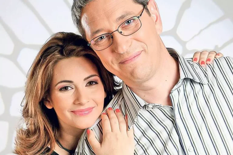 De ce a divorțat Andreea Berecleanu de Andrei Zaharescu, de fapt. “Relaţia lor a început cu mult timp înainte să apară în presă”. S-au despărțit după 15 ani