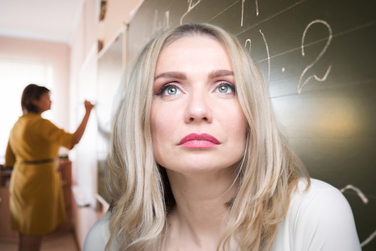 Cristina Cioran a avut parte de profesori care înțelegeau că educația se face cu violență. ”N-am s-o uit în viața mea și nici nu am să o iert” VIDEO EXCLUSIV