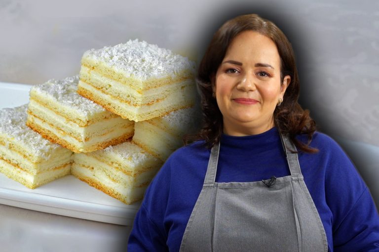 Ce să pui în prăjitura Albă ca Zăpada pentru un gust desăvârșit. Trucul Jamilei ca să iasă fină și pufoasă