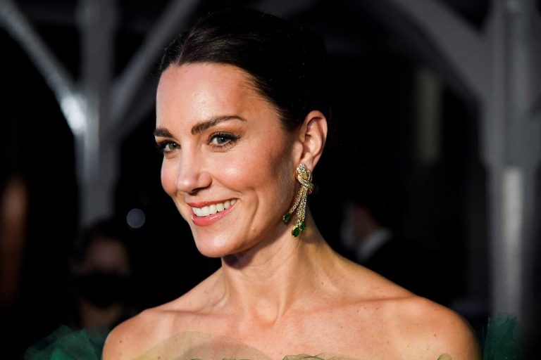 Cum reușește Kate Middleton să aibă un ten fără imperfecțiuni. Produsul pe care nora Regelui Charles îl folosește de peste 20 de ani