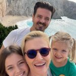 Elwira Petre și-a păstrat jurnalul din adolescență pentru a-și înțelege și mai bine fetele