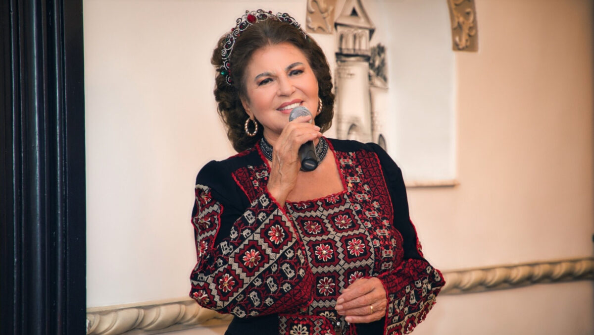 Cum arată Irina Loghin, la 84 de ani, în costum de baie