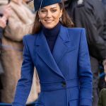 Kate Middleton, superba la slujba de Craciun intr-un palton albastru 2