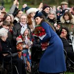 Kate Middleton, superba la slujba de Craciun intr-un palton albastru